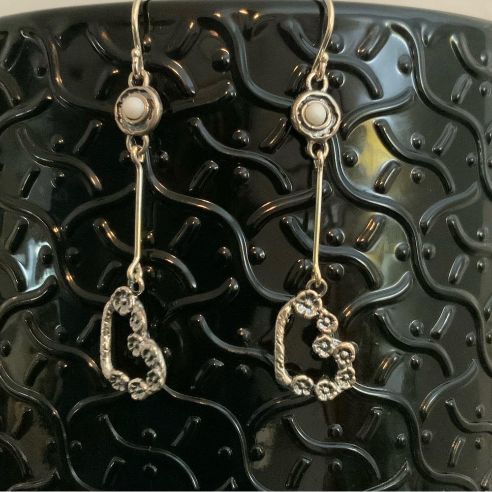 Silver Earring’s